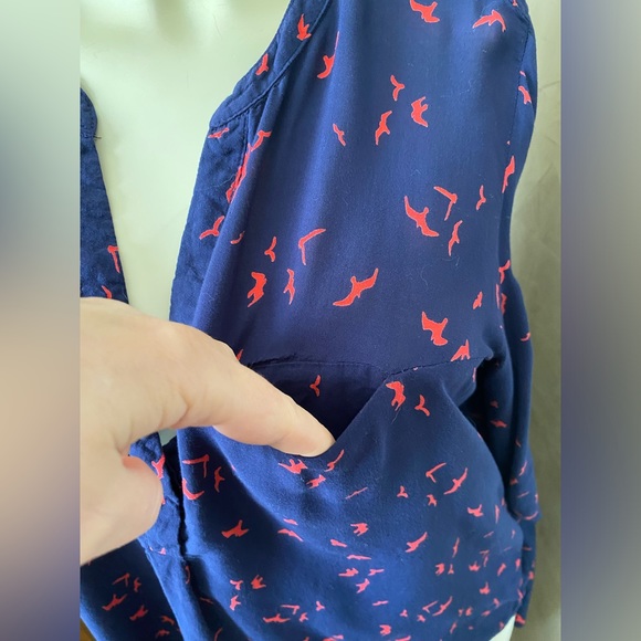 MNG Basics Long Sleeve Red Bird Print Blouse Women’s size L - Picture 9 of 13